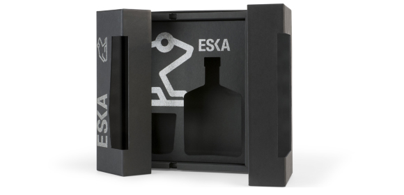 Eska Black