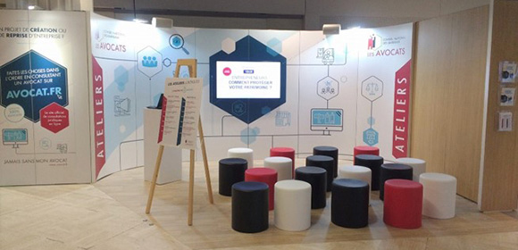 Exhibition graphics stand