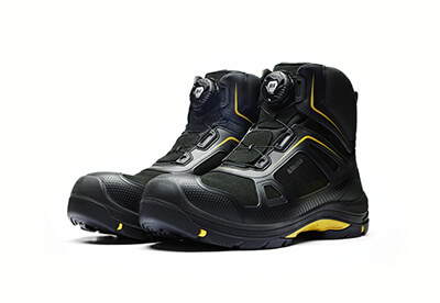 IMG_News_blaklader_plombier_Casque_Chaussures_EPI_01.jpg