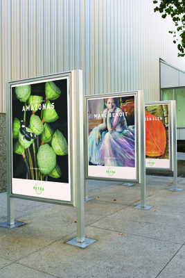 Photo produit HP Gloss Poster Paper 3 in Core