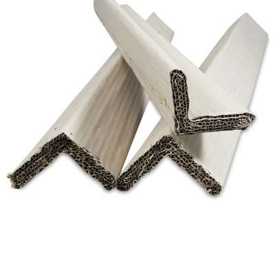Corniere Carton Compact - Protection des angles- Solidarise les palettes de cartons- Evite les incisions de feuillard- 100% recyle- 100% recyclable- Largeur et hauteur variables - Antalis