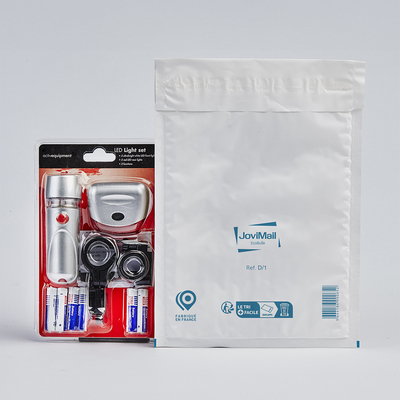 Pochette plastique matelassée bulles