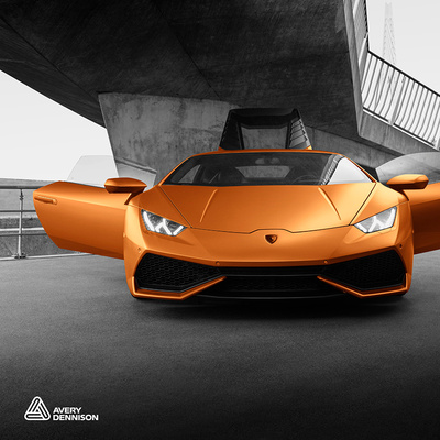 Film pour car wrapping Avery Supreme Wrapping Film  Satin Metallic Stunning Orange 81µm (BS9830001)