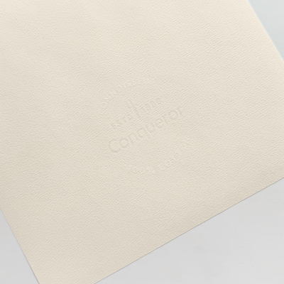 Filigrane Conqueror texture crème