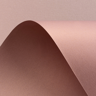 Papier Curious Metallics Nude 300g/m² 720mm x 1020mm