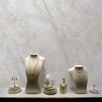 Mise en œuvre - Films de rénovation - Coala Interior Film Effet Marbre - NE70 - Antalis