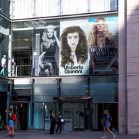 Films de vitrage perforés Contra Vision Performance S 70/30 White on Black 180 µm 1370 mm x 50 m