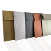 Enveloppe Curious Alchemy - Enveloppe de creation avec effet metal patine mat- Enveloppe de communication - disponible en 5 coloris - Antalis